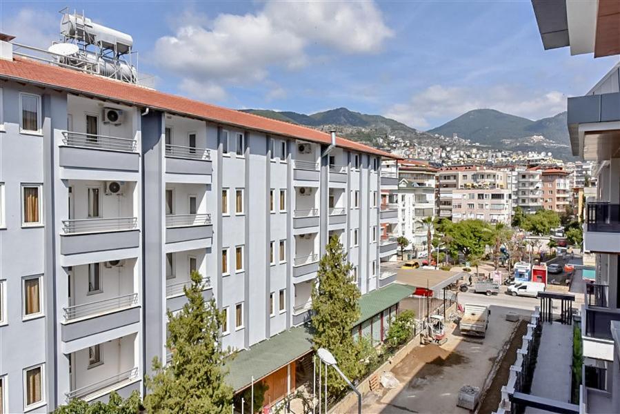 33 Apartament *